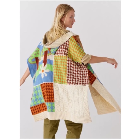 Urban Outfitters Kali Knit Hooded Cape-A712